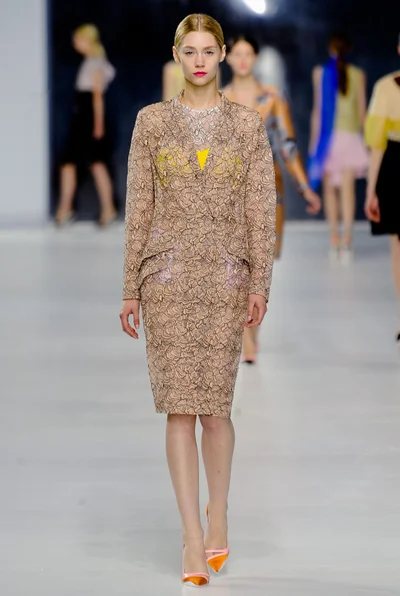 Look 31